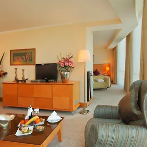Wyndham Grand Ozdilek Thermal & İzmir